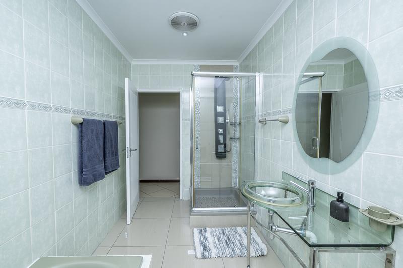 To Let 6 Bedroom Property for Rent in Kleinbron Estate Western Cape